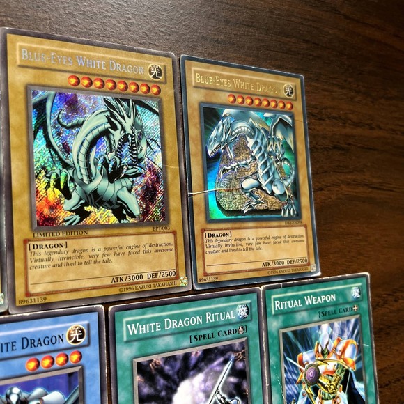 Yugioh Cards (RARE BUNDLE) Blue Eyes White Dragon! Yugioh Cards (RARE BUNDLE) Blue Eyes White Dragon!